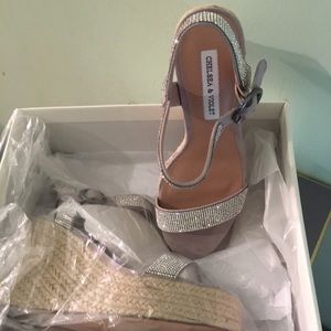 Size 7 Beautiful Bling wedge espadrilles